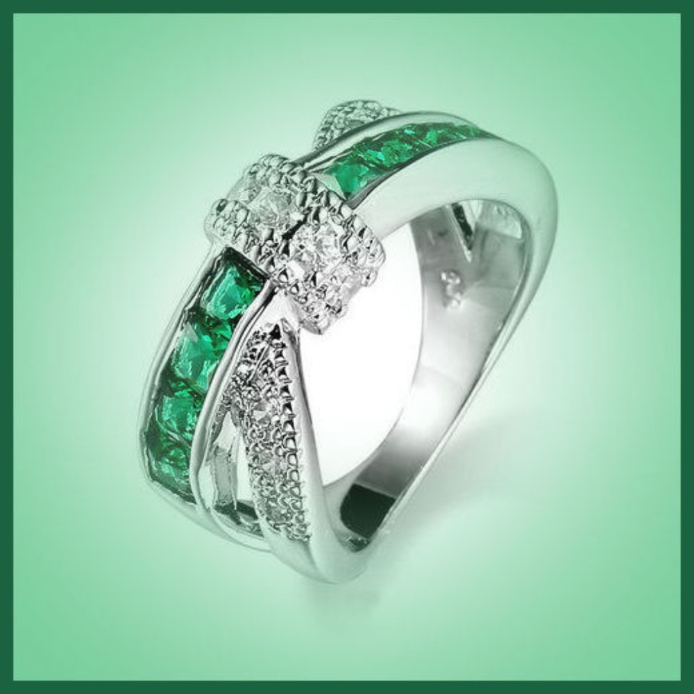 Green Emerald & Rhinestone Chris-Cross Ring Silver